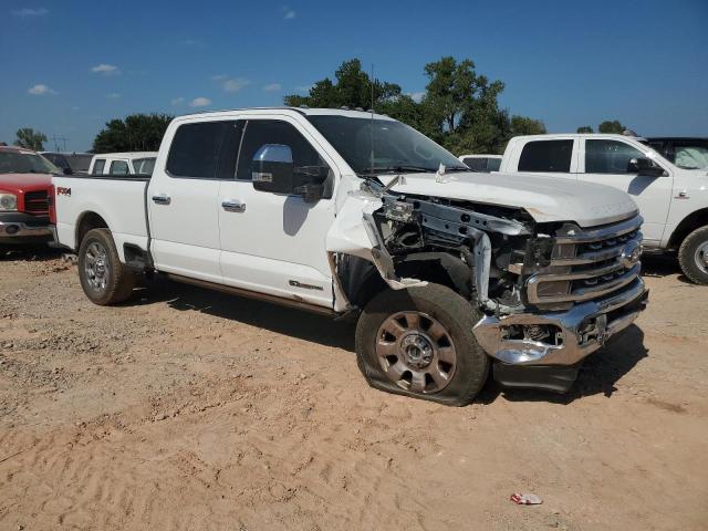 1FT8W2BT8PEC23470 - 2023 FORD F250 SUPER DUTY WHITE photo 4