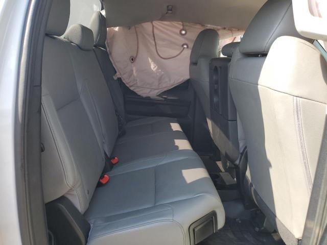 5TFRM5F14EX070589 - 2014 TOYOTA TUNDRA DOUBLE CAB SR/SR5 WHITE photo 10