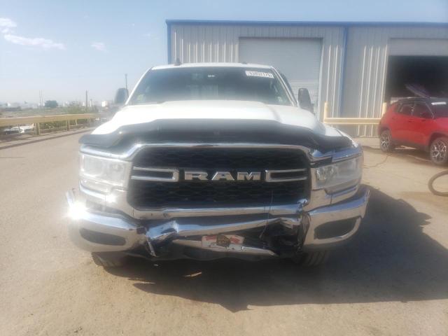 3C6UR4HJ1PG609820 - 2023 RAM 2500 TRADESMAN WHITE photo 5