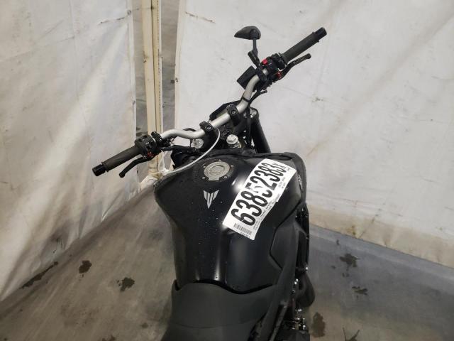 JYARN53E0JA003971 - 2018 YAMAHA MT09 BLACK photo 5