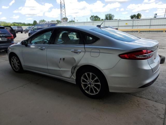 3FA6P0H78HR237084 - 2017 FORD FUSION SE SILVER photo 2