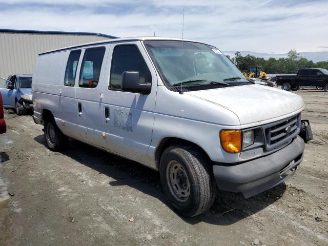 1FTRE14W25HA20420 - 2005 FORD ECONOLINE E150 VAN WHITE photo 4