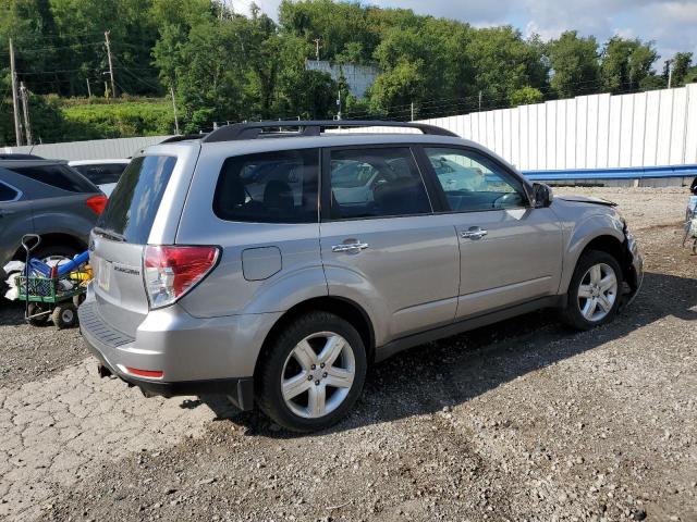 JF2SH64689H772197 - 2009 SUBARU FORESTER 2.5X LIMITED SILVER photo 3