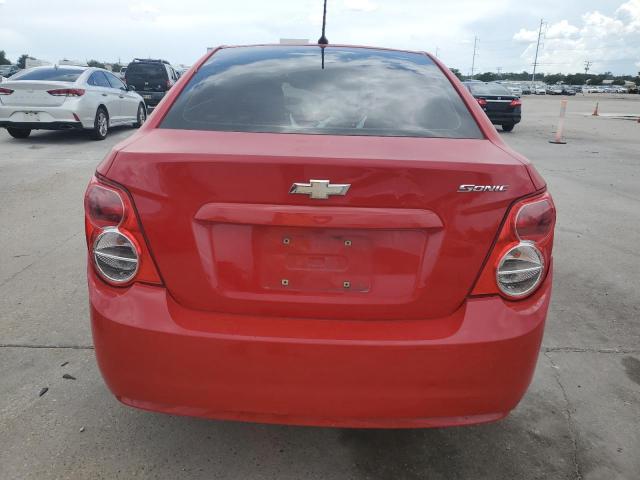 1G1JA5SH0D4193825 - 2013 CHEVROLET SONIC LS RED photo 6