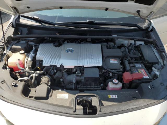 JTDKARFP7J3098961 - 2018 TOYOTA PRIUS PRIM WHITE photo 11