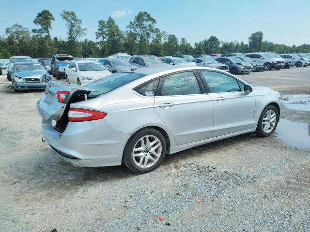 3FA6P0H72GR200210 - 2016 FORD FUSION 4D SE SILVER photo 3