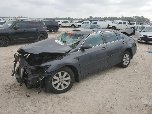 2009 TOYOTA CAMRY SE, 