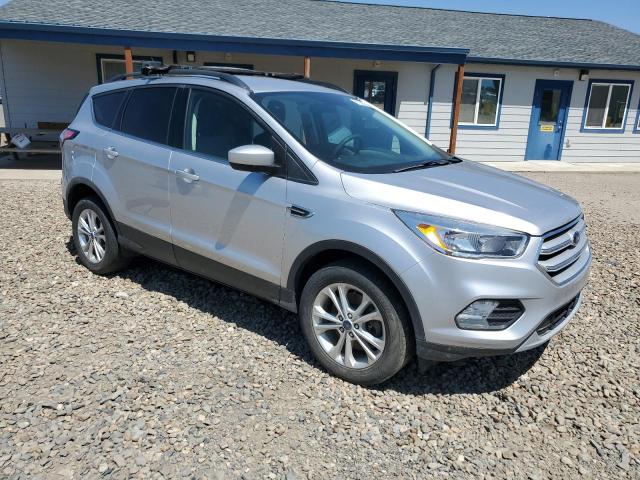 1FMCU9GD4JUA75238 - 2018 FORD ESCAPE SE Сріблястий фото 4