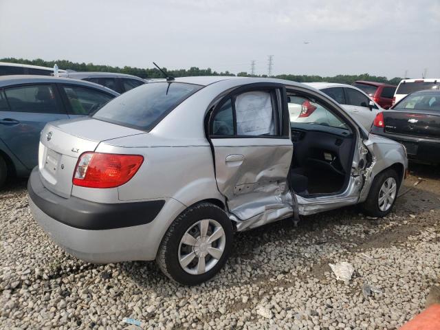 KNADE123566144002 - 2006 KIA RIO SILVER photo 3