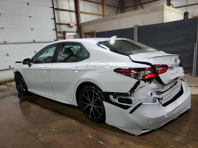 4T1G11AK7RU237474 - 2024 TOYOTA CAMRY SE NIGHT SHADE WHITE photo 2