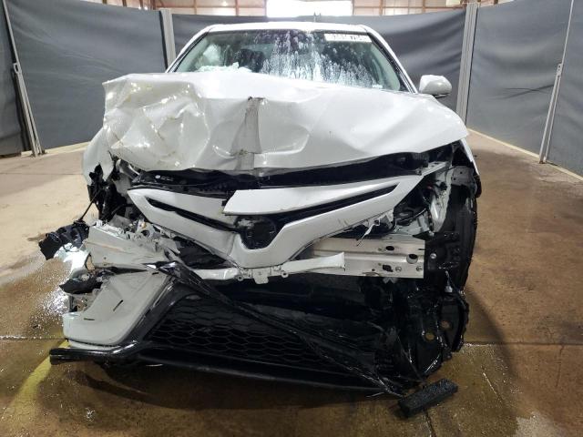 4T1G11AK7RU237474 - 2024 TOYOTA CAMRY SE NIGHT SHADE WHITE photo 5