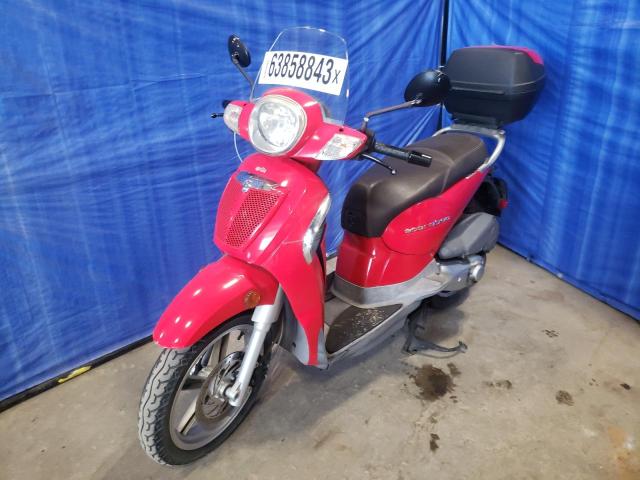 ZD4RBC0028J000742 - 2008 APRILIA SCARABEO 200 RED photo 2