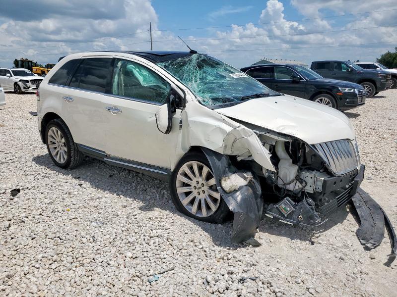 2LMDJ6JK5DBL04320 - 2013 LINCOLN MKX WHITE photo 4