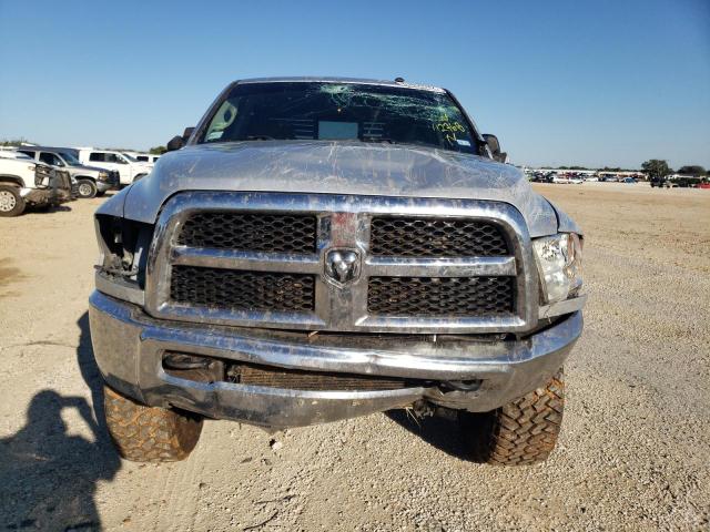 3C6UR5DL6HG515642 - 2017 RAM 2500 SLT SILVER photo 9