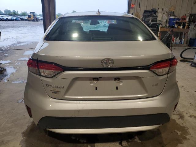 5YFEPMAEXMP180585 - 2021 TOYOTA COROLLA LE GRAY photo 6