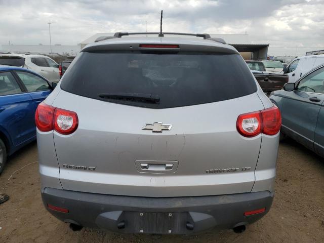 1GNEV33D29S116204 - 2009 CHEVROLET TRAVERSE LTZ SILVER photo 6