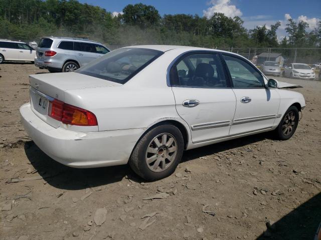 KNAGD126325120436 - 2002 KIA OPTIMA MAGENTIS WHITE photo 3