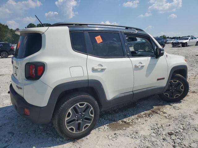 ZACCJBCB4HPG52564 - 2017 JEEP RENEGADE TRAILHAWK WHITE photo 3