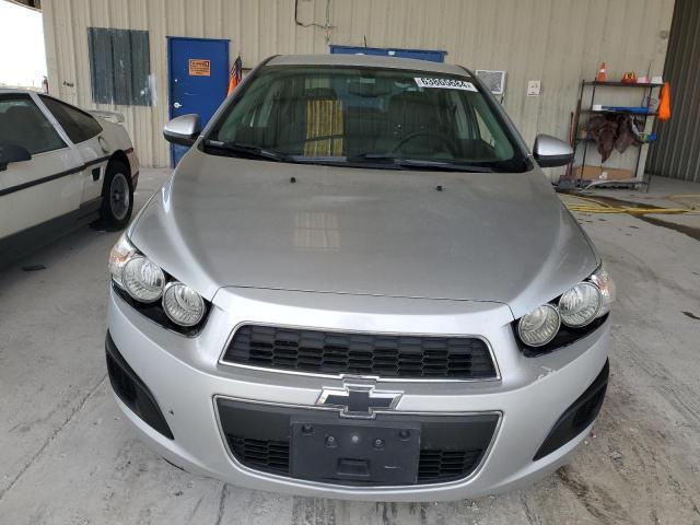 1G1JA5SG7G4125632 - 2016 CHEVROLET SONIC LS Gümüş foto 5