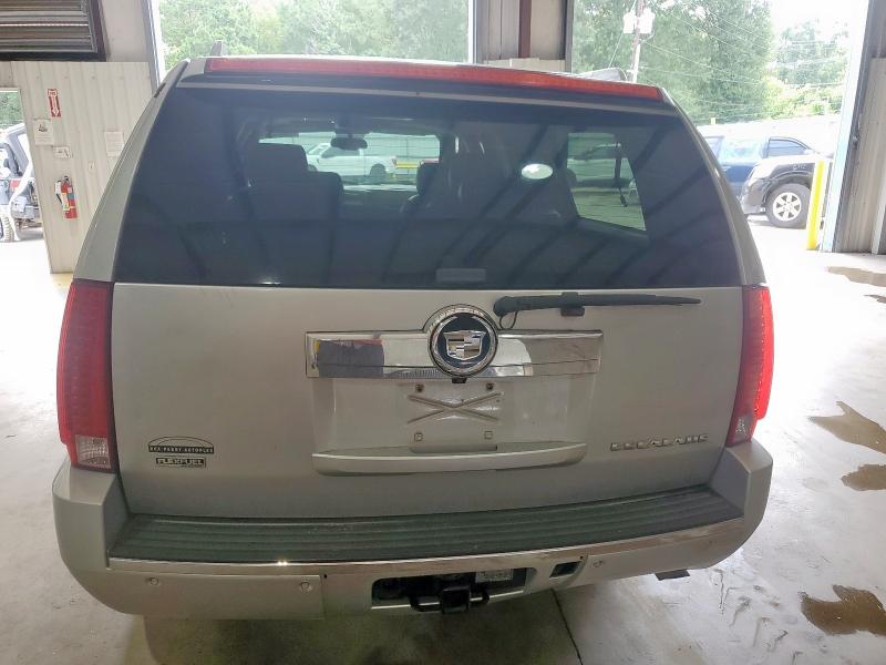 1GYS3JEFXBR134946 - 2011 CADILLAC ESCALADE ESV PREMIUM SILVER photo 6