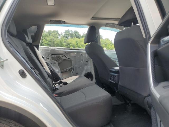 2T3P1RFV6PW368191 - 2023 TOYOTA RAV4 XLE 白色 照片 11