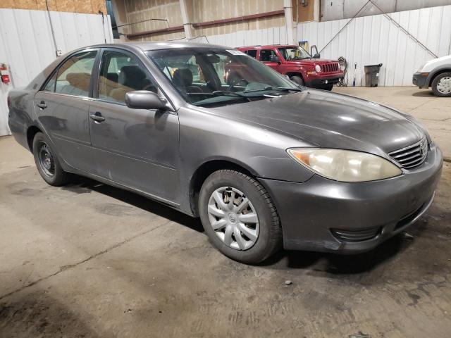 JTDBE32K853026135 - 2005 TOYOTA CAMRY LE GRAY photo 4
