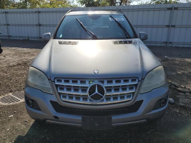 4JGBB8GBXBA670477 - 2011 MERCEDES-BENZ ML 350 4MATIC GRAY photo 5
