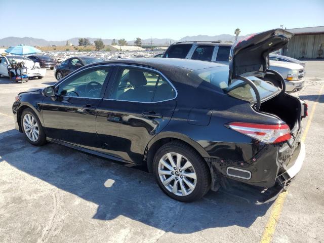 JTNB11HKXJ3035187 - 2018 TOYOTA CAMRY L BLACK photo 2