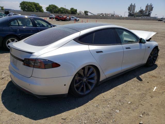 5YJSA1DP8DFP04232 - 2013 TESLA MODEL S Silber Foto 3