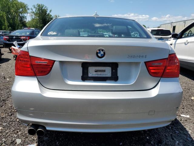 WBAPK7C55BA969988 - 2011 BMW 328 XI SILVER photo 6