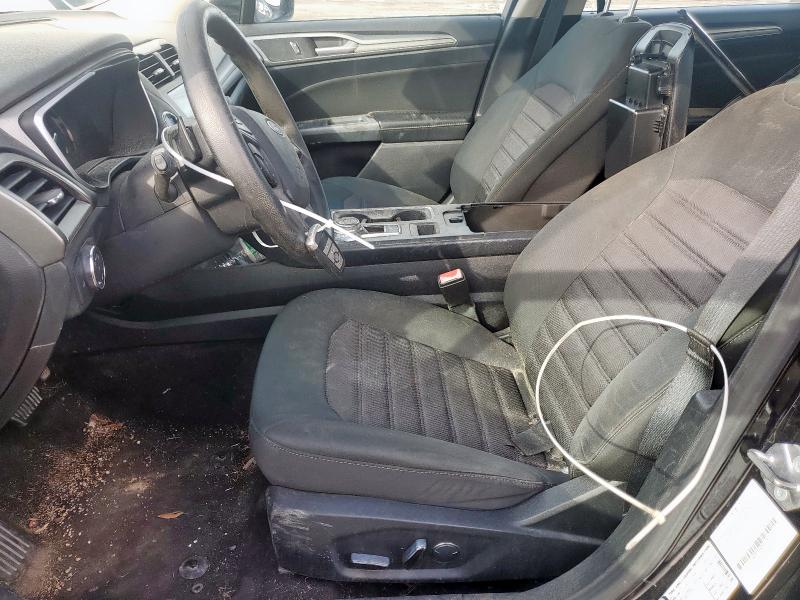 3FA6P0T9XKR264769 - 2019 FORD FUSION SE BLACK photo 7