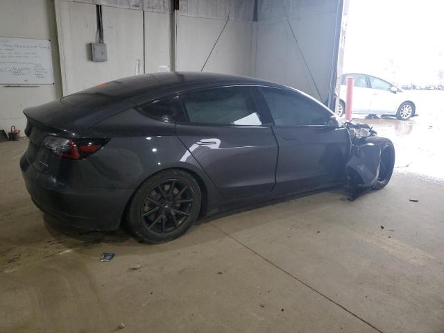 5YJ3E1EB0JF119457 - 2018 TESLA MODEL 3 Графитовый фото 3