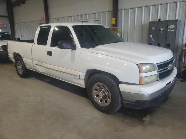 1GCEC19V27Z148075 - 2007 CHEVROLET SILVERADO C1500 CLASSIC WHITE photo 4