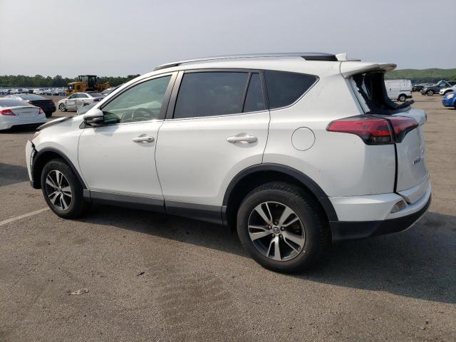 JTMRFREV5JJ205100 - 2018 TOYOTA RAV4 ADVENTURE WHITE photo 2