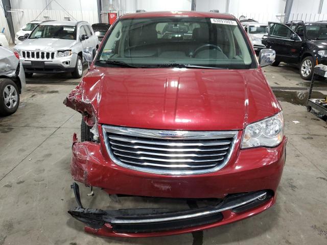 2A4RR8DGXBR712974 - 2011 CHRYSLER TOWN & COU TOURING L RED photo 5