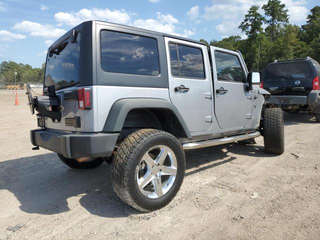 1C4HJWDG0EL311802 - 2014 JEEP WRANGLER SPORT SILVER photo 3