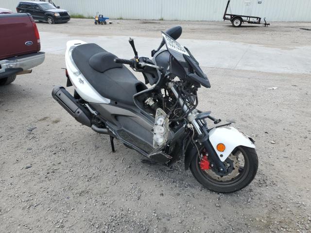 RFBT7S375CB300626 - 2012 KYMCO USA INC XCITING 500I WHITE photo 1