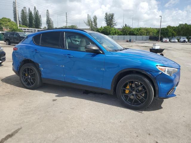 ZASPAJAN6L7C77220 - 2020 ALFA ROMEO STELVIO BLUE photo 4