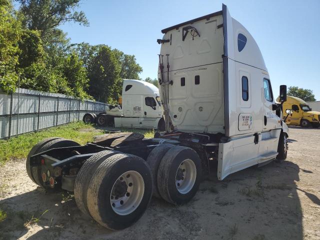 3AKJGLDR5GSGZ3165 - 2016 FREIGHTLINER CASCADIA 1 WHITE photo 4