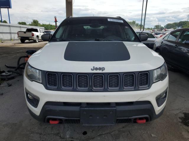 3C4NJDDB7JT264620 - 2018 JEEP COMPASS TRAILHAWK WHITE photo 5