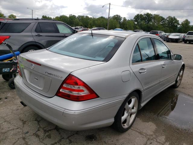 WDBRF40J05F689868 - 2005 MERCEDES-BENZ C 230K SPORT SEDAN SILVER photo 3