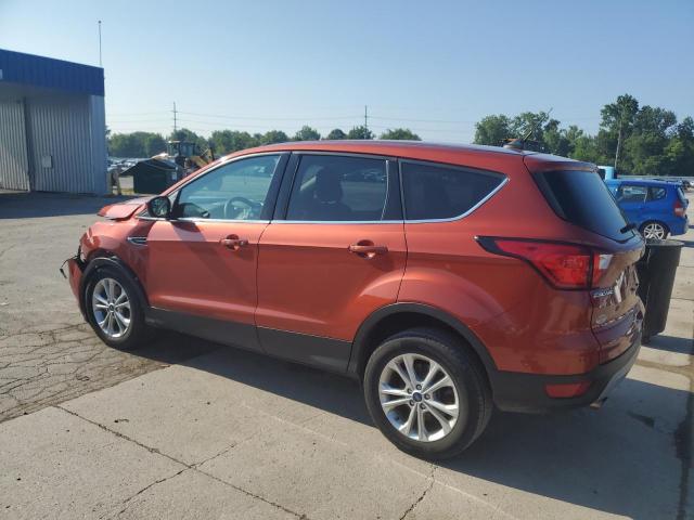 1FMCU9GD9KUA96443 - 2019 FORD ESCAPE SE Orange Foto 2