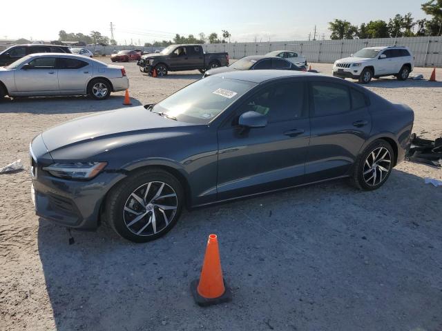 7JR102FK6LG067109 - 2020 VOLVO S60 T5 MOMENTUM GRAY photo 1