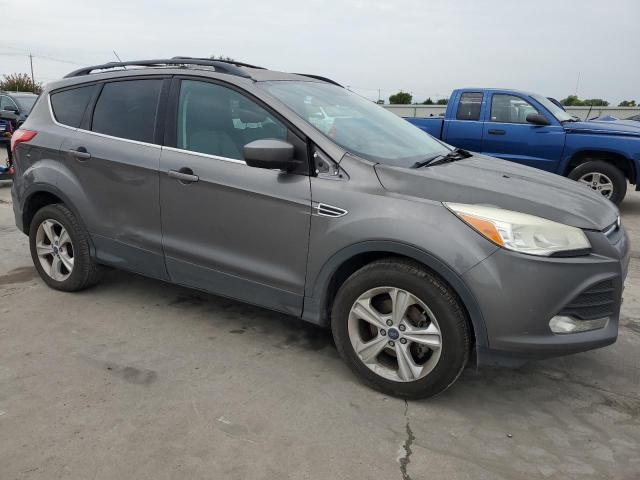 1FMCU0GX1EUA52270 - 2014 FORD ESCAPE SE GRAY photo 4