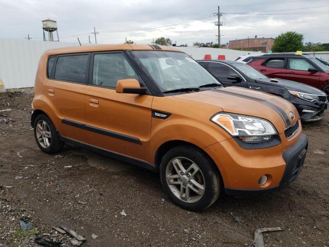 KNDJT2A2XA7107959 - 2010 KIA SOUL + GOLD photo 4