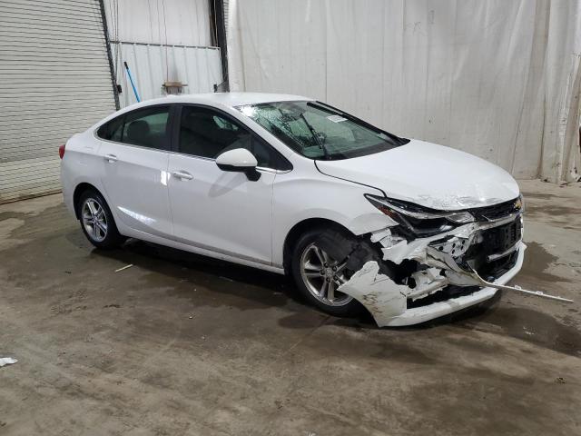 1G1BE5SM5J7232974 - 2018 CHEVROLET CRUZE LT WHITE photo 4