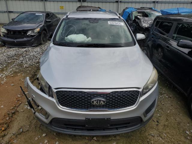 5XYPG4A37GG078144 - 2016 KIA SORENTO LX SILVER photo 5