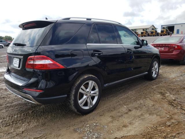 4JGDA5HB6EA304271 - 2014 MERCEDES-BENZ ML 350 4MATIC BLACK photo 3