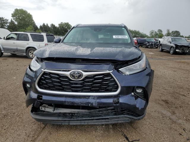 5TDGZRBH5LS518456 - 2020 TOYOTA HIGHLANDER XLE BLUE photo 5