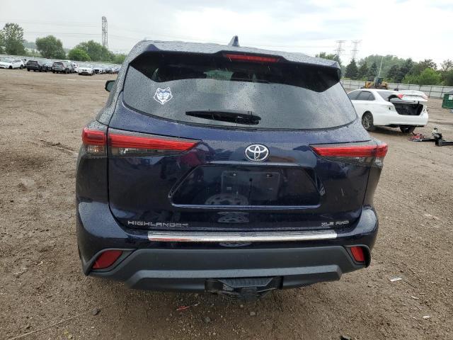 5TDGZRBH5LS518456 - 2020 TOYOTA HIGHLANDER XLE BLUE photo 6